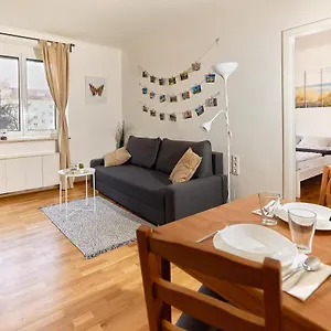 Gemuetliche In Zentraler Lage Apartament